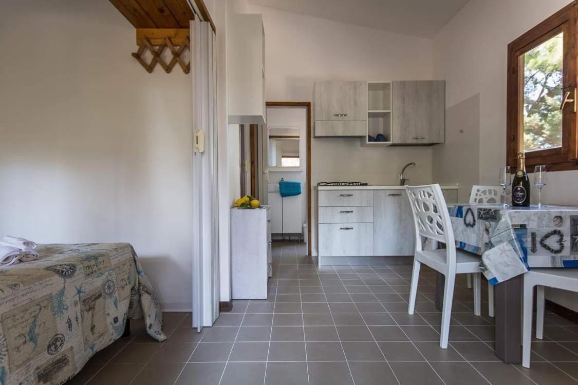 Camping Villaggio Internazionale San Menaio Bagian luar foto
