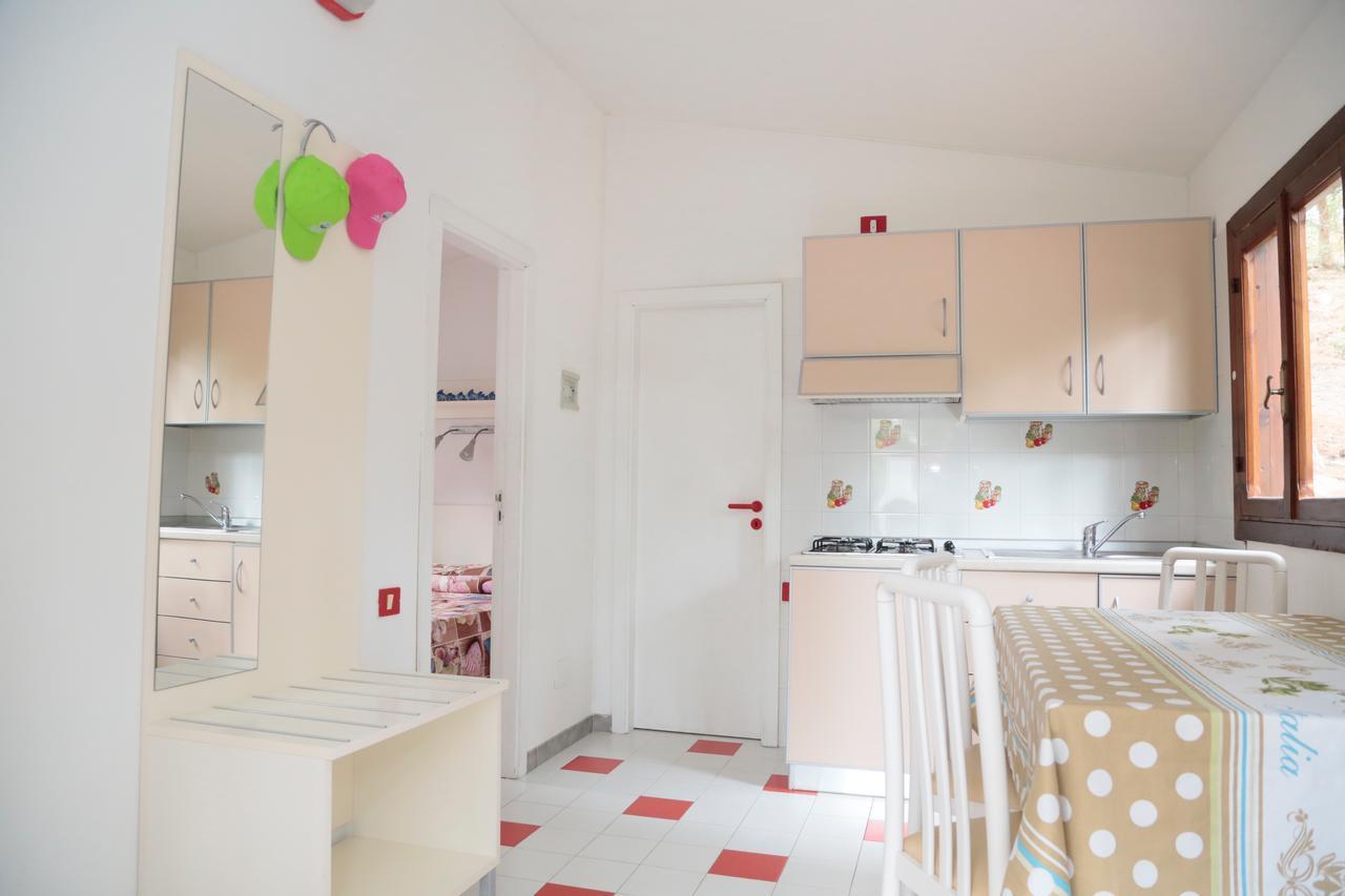 Camping Villaggio Internazionale San Menaio Bagian luar foto